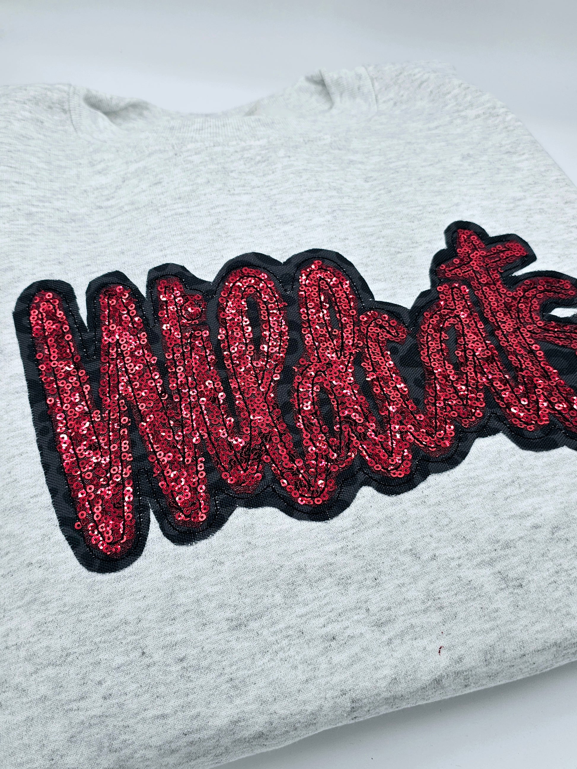 Wildcat Applique Sweatshirt - MUDBUGSBTQ