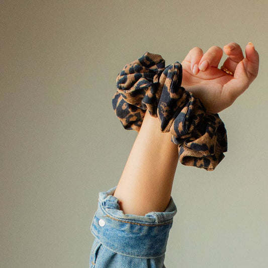 Andi Jumbo Cheetah Scrunchie
