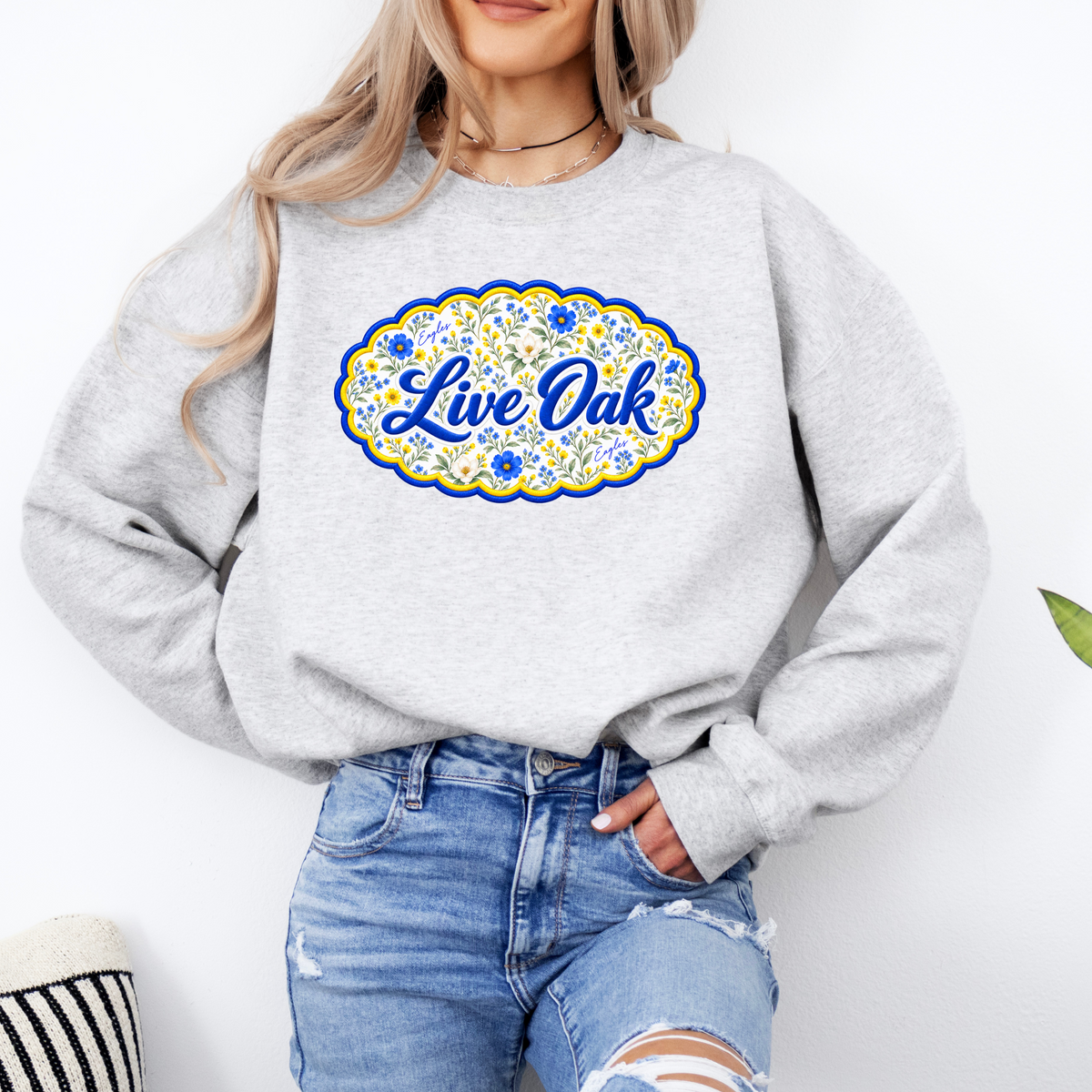 Eagles Botanical Scallop Appliqué Sweatshirt | Southern Spirit